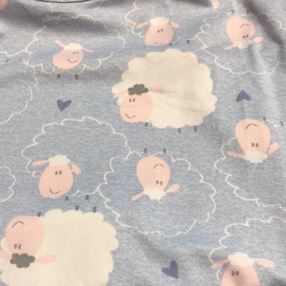 Women’s Poly/Spandex Nightshirt - Picture 4 of 4